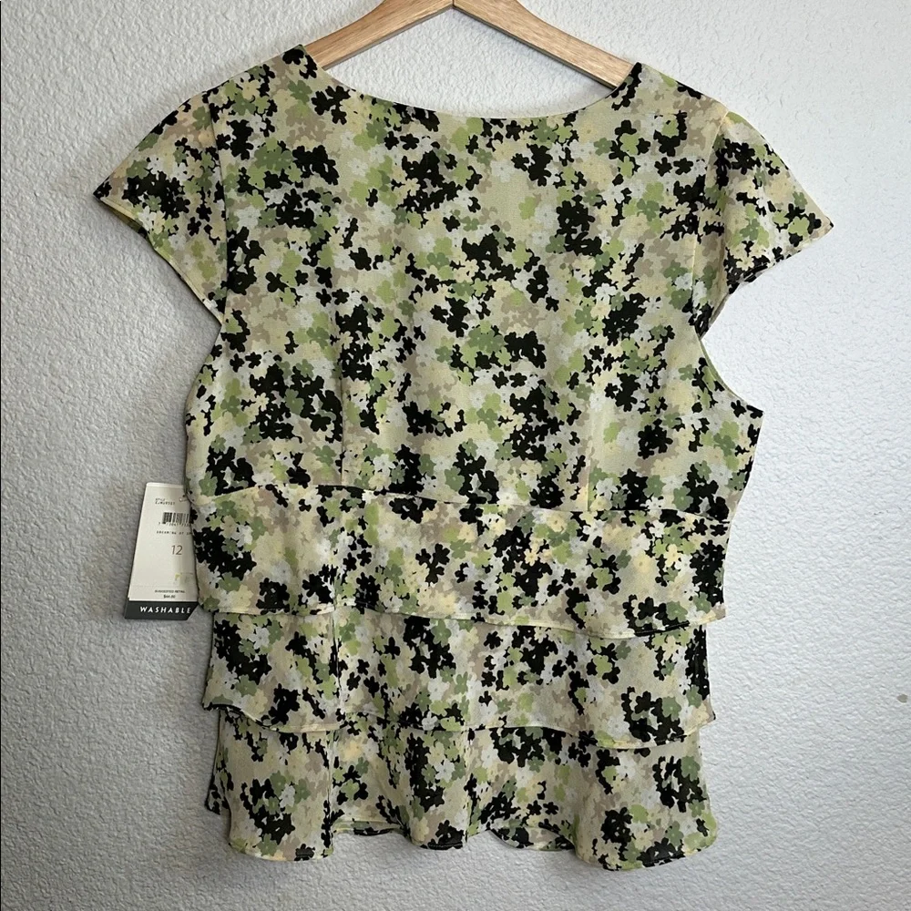 NEW Emma James Green Floral Top‎ Tiered Ruffle Blouse Button Up Womens 12 - Picture 2 of 7